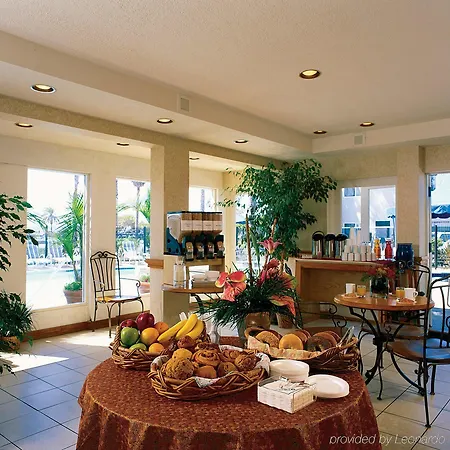 West Beach Inn, A Coast Hotel 